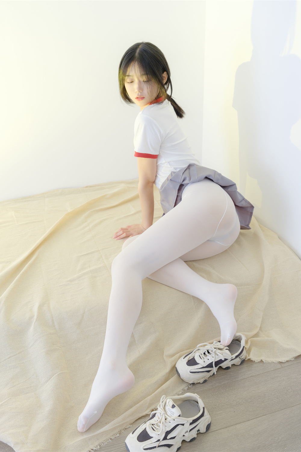 白丝萝莉控 小樱森萝财团03e4k写真图片及视频资源合集