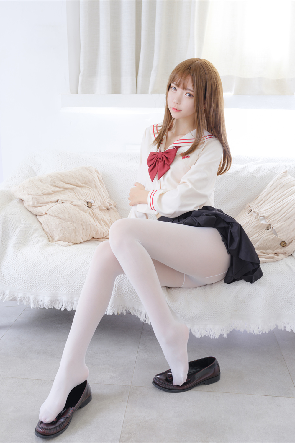 白丝萝莉侍奉 蜃楼森萝财团 内部01E4k写真图片及视频合集下载