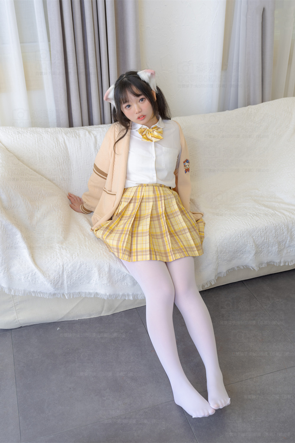 亿清01 森萝财团咬唇JK学妹写真资源合集下载