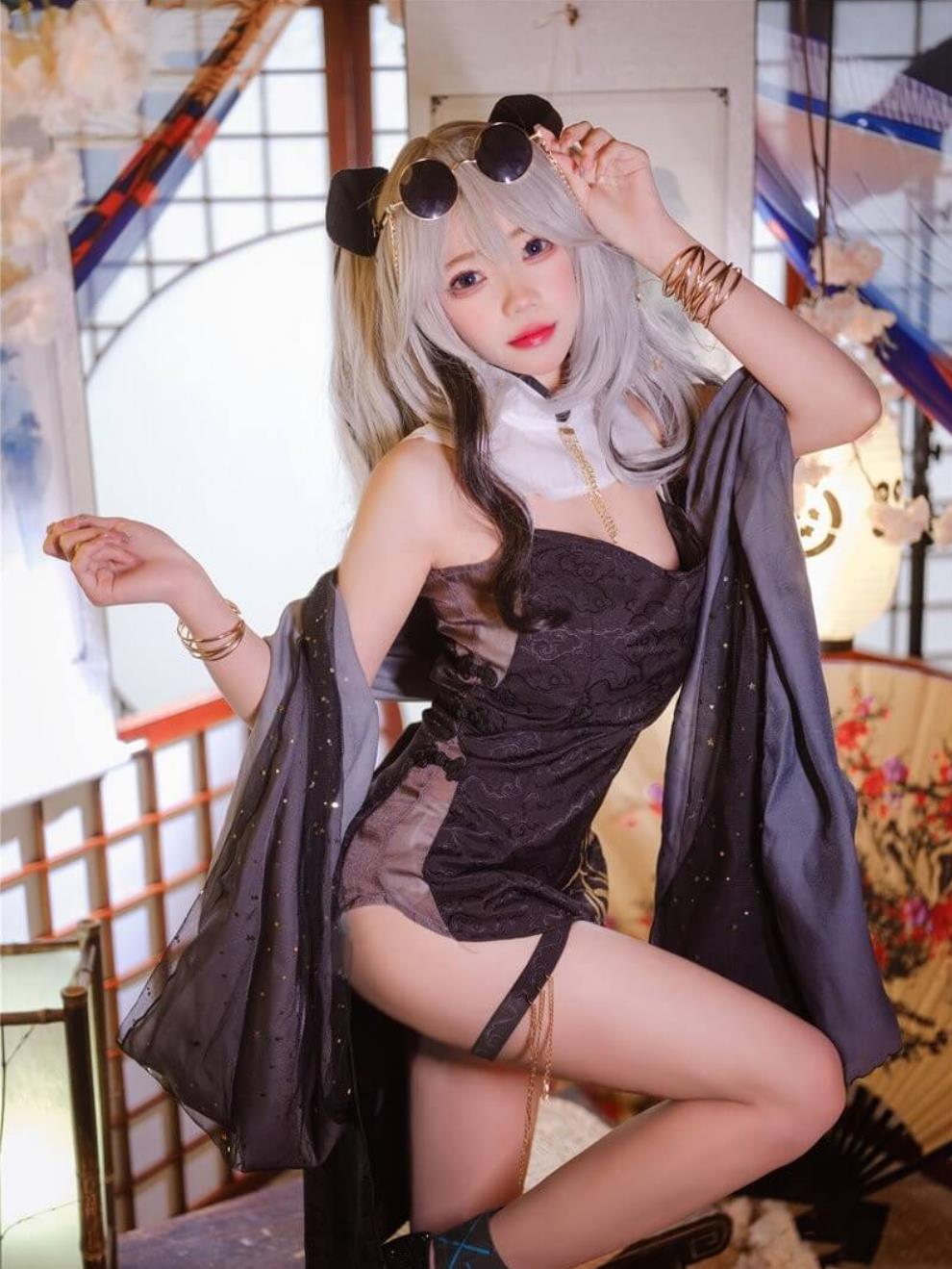 Yiko湿润兔(咬一口兔娘) 湿身挑战最新免费网盘圈子图片合集下载